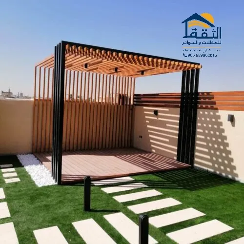 مشروع تنفيذ برجولات خشبية لحديقة منزلية في جدة